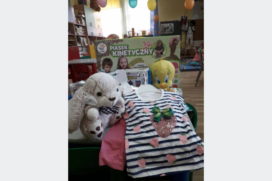 Szkolne Koło Wolontariatu pomaga wielu potrzebującym - zdjęcie 8