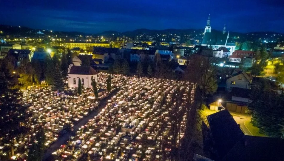 Zagadkowy nekrolog powodem plotek i domysłów - zdjęcie 1