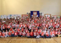 Zaszczytne miano „Szkoły Niepodległej” dla Szkoły Podstawowej Nr 1 w Starej Wsi  - zdjęcie główne