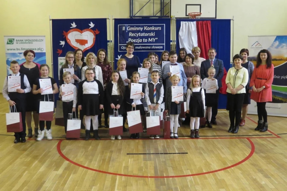 Zaszczytne miano „Szkoły Niepodległej” dla Szkoły Podstawowej Nr 1 w Starej Wsi  - zdjęcie 3