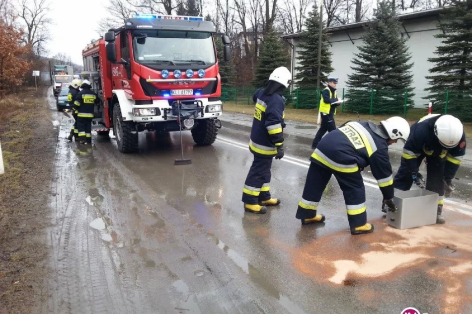 Zderzenie dwóch aut osobowych i ciężarówki - zdjęcie 3
