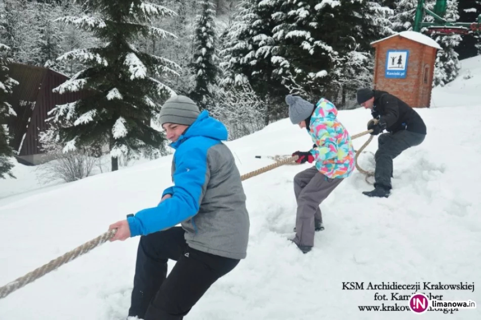 150 uczestników 7. edycji zimowej Spartakiady - zdjęcie 4