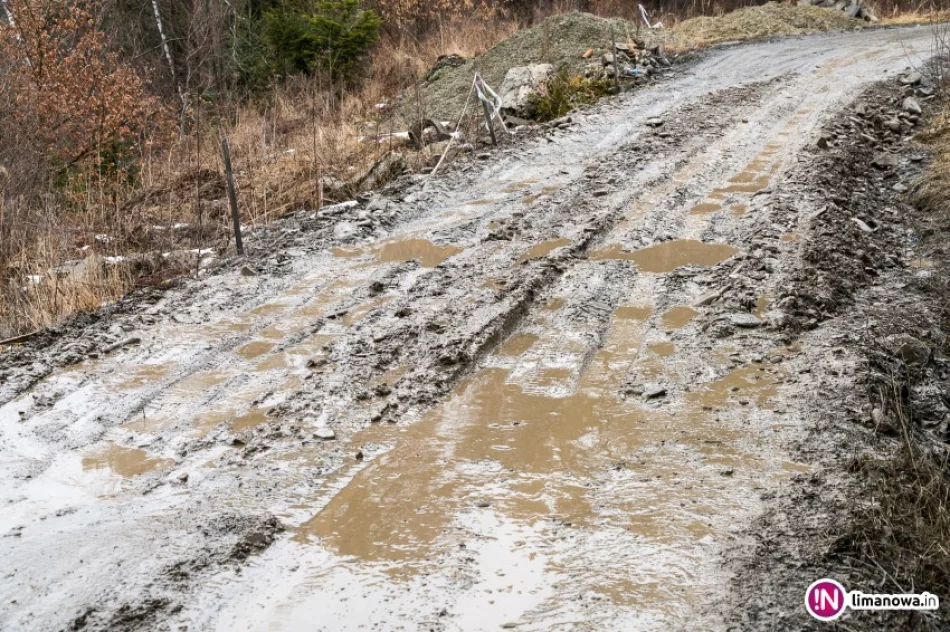 Tak wygląda droga naprawiana... wczoraj - zdjęcie 2