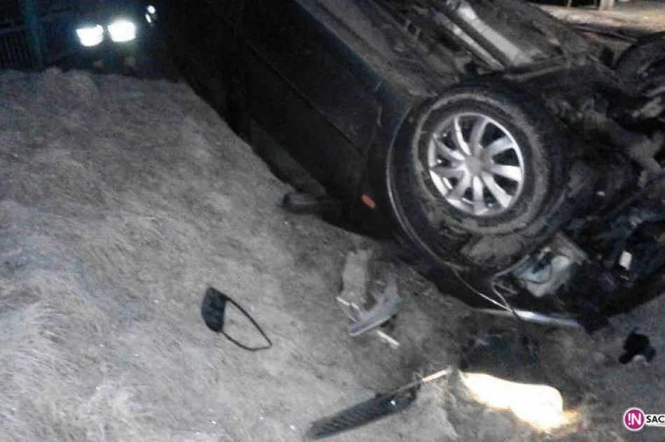 Dachowanie samochodu osobowego - zdjęcie 2