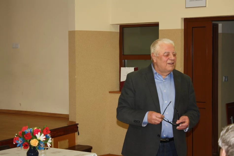 Spotkanie z profesorem zgromadziło wielu zainteresowanych - zdjęcie 4