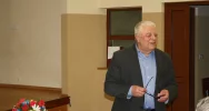Spotkanie z profesorem zgromadziło wielu zainteresowanych - zdjęcie 4