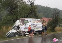 Ciężarówka zderzyła się z samochodem dostawczym - zdjęcie główne