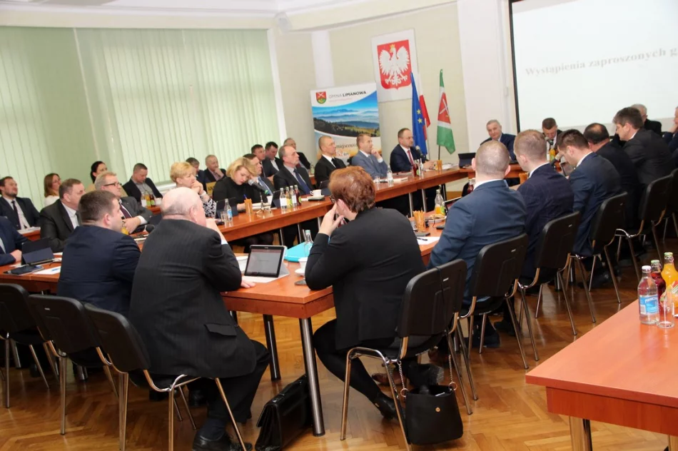 Informacja o IV sesji Rady Gminy Limanowa - zdjęcie 2
