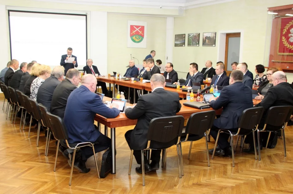 Informacja o IV sesji Rady Gminy Limanowa - zdjęcie 3