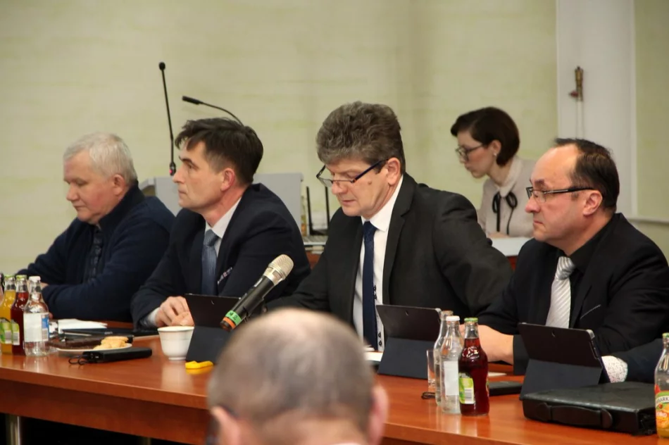 Informacja o IV sesji Rady Gminy Limanowa - zdjęcie 7