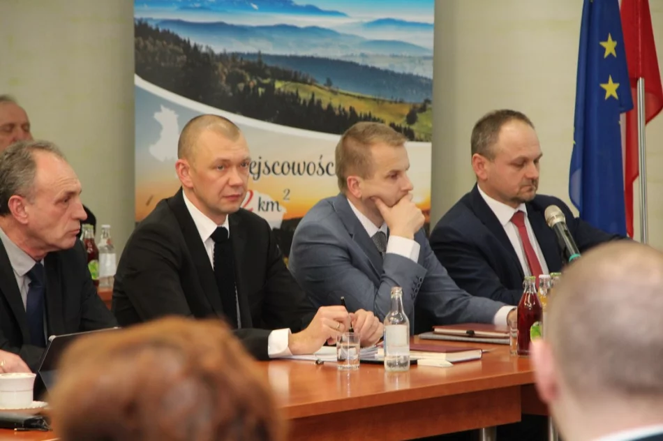 Informacja o IV sesji Rady Gminy Limanowa - zdjęcie 12