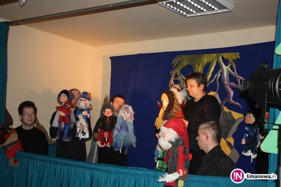 'Nowi Gotowi' z WTZ wystąpili w bibliotece - zdjęcie 2