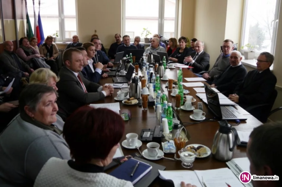 Gmina przekazała policji 40 tys. zł na nowy radiowóz - zdjęcie 2