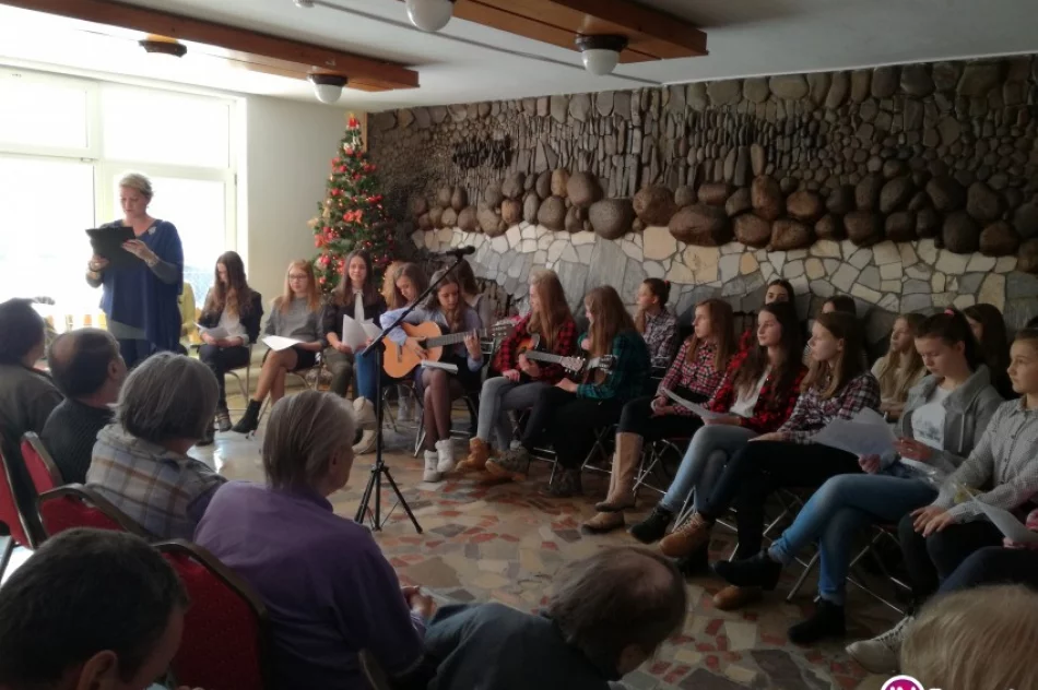 Wspólny śpiew połączył pokolenia - zdjęcie 2