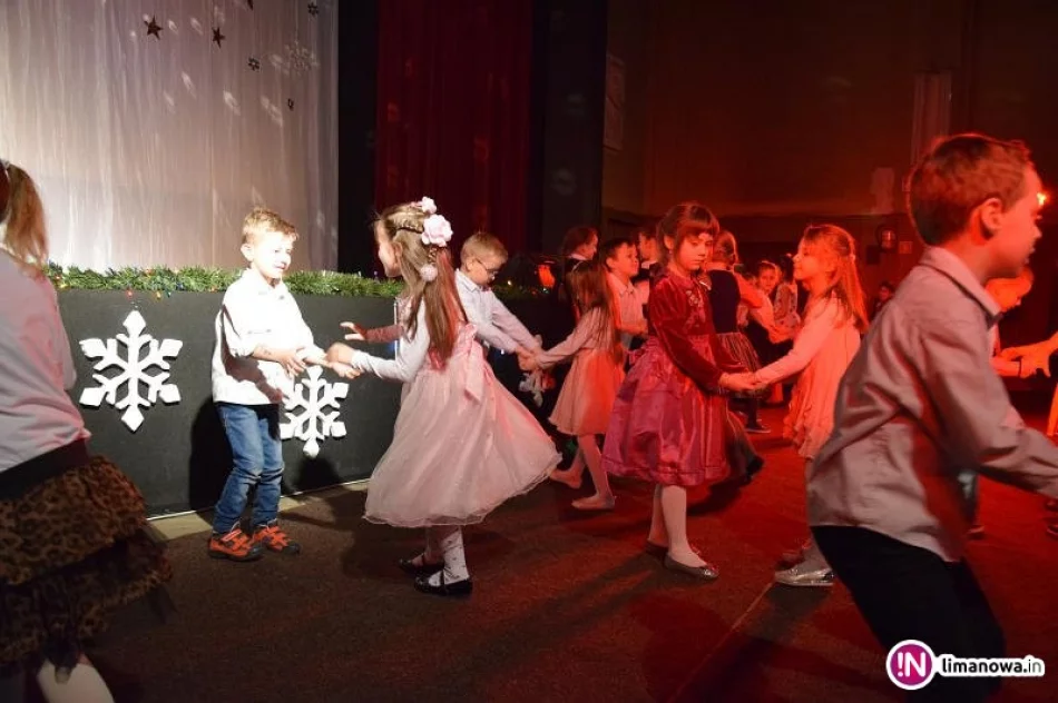 Tańczą, grają i śpiewają - wszystko w MOK-u - zdjęcie 2