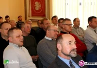 Samorządowcy i przewoźnicy na spotkaniu ws. planu transportowego powiatu - zdjęcie główne