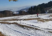 Policja przyjmuje wersję, że 42-latek upadł. Miał 3 promile alkoholu - zdjęcie główne