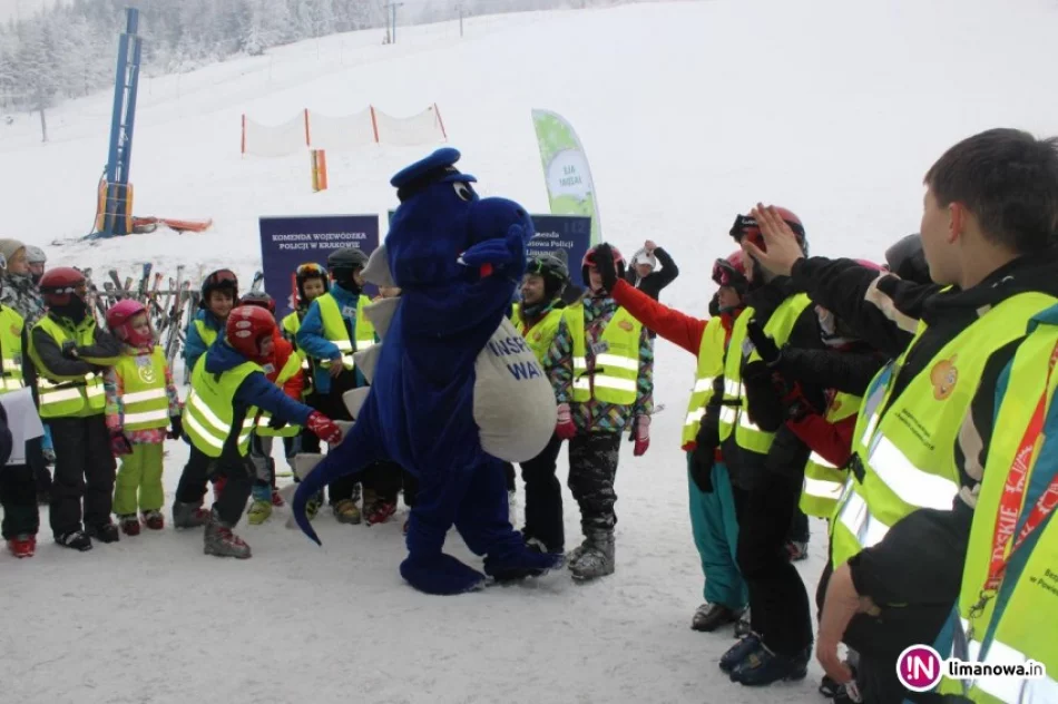 Najmłodsi rywalizowali na stoku pod opieką policjantów - zdjęcie 2