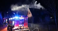 Pożar drewnianego budynku - zdjęcie 2