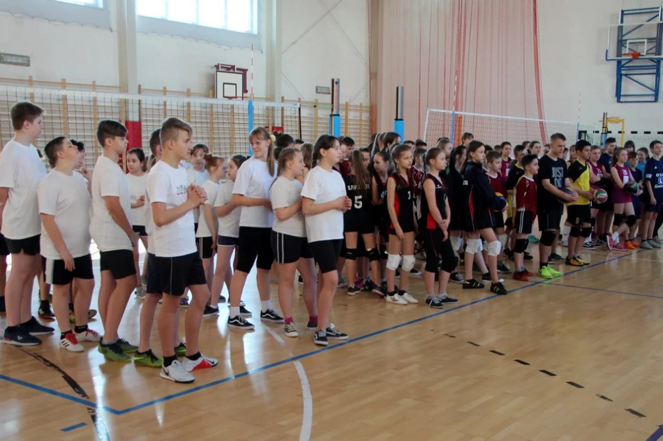 Mistrzostwa Gminy Limanowa w mini piłce siatkowej dzieci - zdjęcie 9