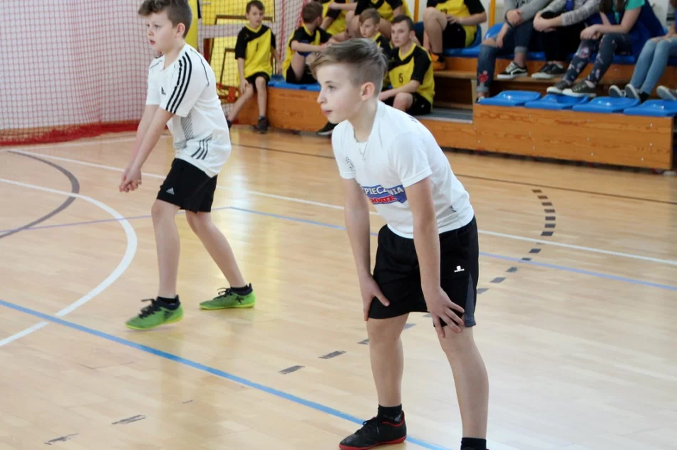 Mistrzostwa Gminy Limanowa w mini piłce siatkowej dzieci - zdjęcie 14