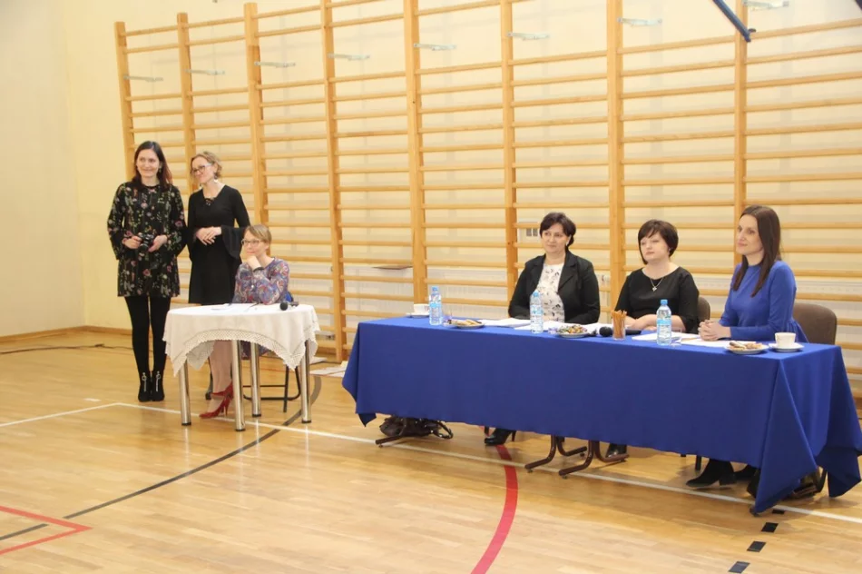 III Gminny Konkurs Recytatorski "Poezja to MY" w Starej Wsi - zdjęcie 7