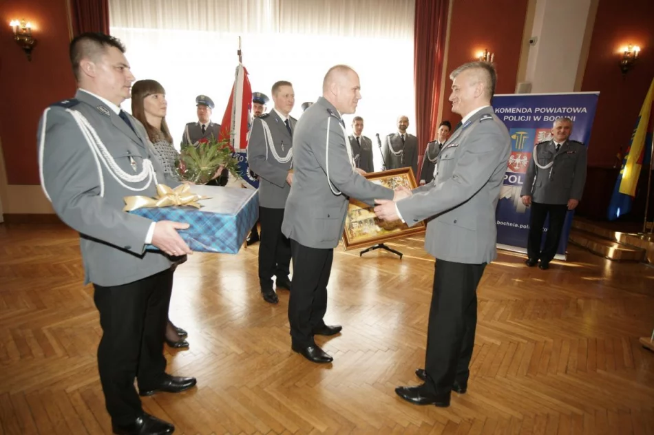Wieloletni zastępca komendanta limanowskiej policji odszedł na emeryturę - zdjęcie 8