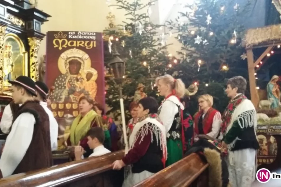 Członkinie KGW prezentowały kulturę i dziedzictwo Zagórzan - zdjęcie 2