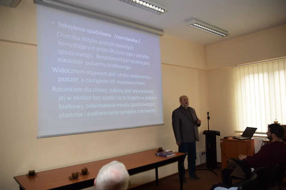 Udana konferencja o problemach pszczelarstwa - zdjęcie 8