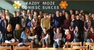 Licealiści spotkali się ze znanym dziennikarzem - zdjęcie 2