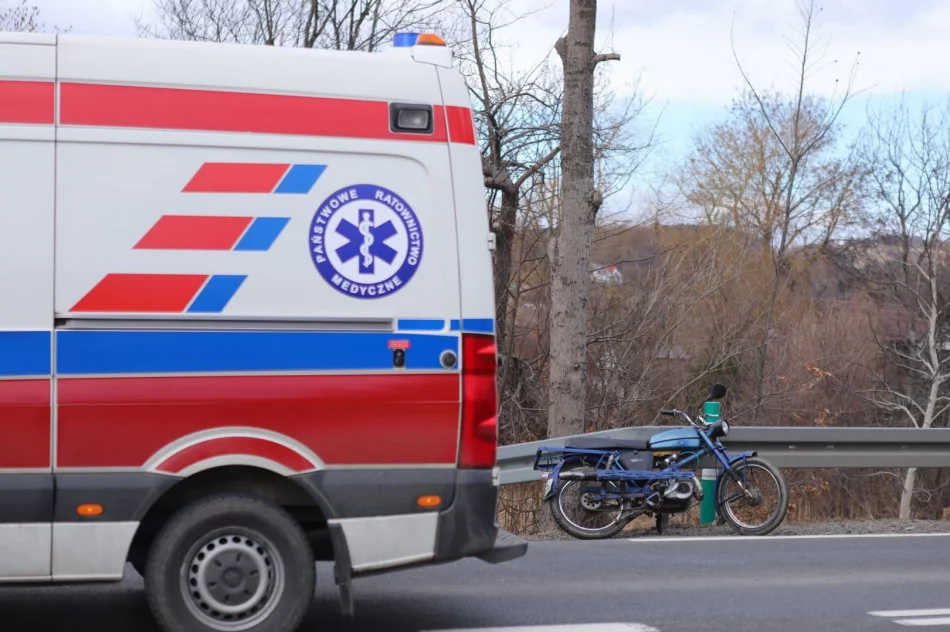 Zderzenie motocykla z samochodem dostawczym - zdjęcie 4