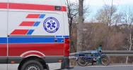 Zderzenie motocykla z samochodem dostawczym - zdjęcie 4