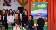 Dominika Wiewióra z Grand Prix XVI Powiatowego Konkursu Poezji Księdza Jana Twardowskiego - zdjęcie 2