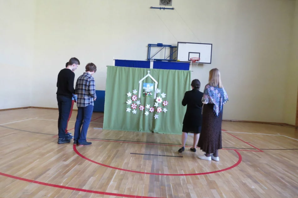 Narodowy Dzień Pamięci Żołnierzy Wyklętych w Szkole Podstawowej Nr 1 w Starej Wsi - zdjęcie 6