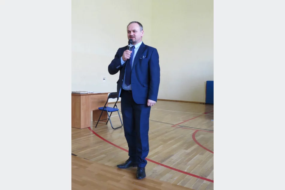 Narodowy Dzień Pamięci Żołnierzy Wyklętych w Szkole Podstawowej Nr 1 w Starej Wsi - zdjęcie 20