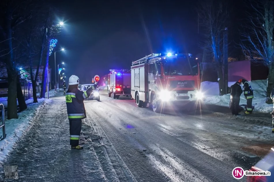 Czołowe zderzenie aut (wideo) - zdjęcie 4