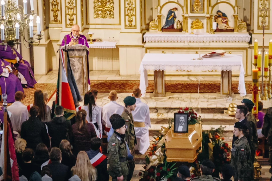 "Ostatnia lekcja, jaką daje nam Profesor" - zdjęcie 18