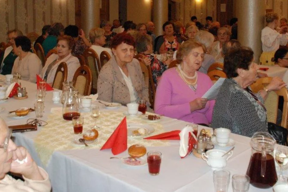 Jak zagórzańscy seniorzy Dzień Kobiet świętowali… - zdjęcie 2