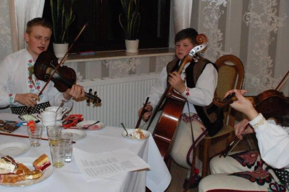 Jak zagórzańscy seniorzy Dzień Kobiet świętowali… - zdjęcie 6