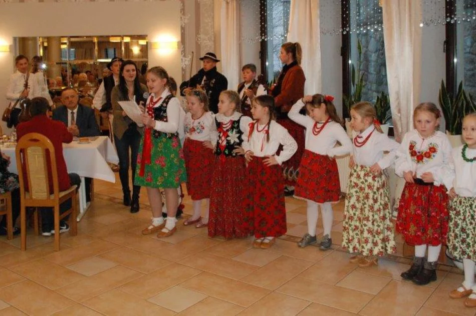 Jak zagórzańscy seniorzy Dzień Kobiet świętowali… - zdjęcie 8