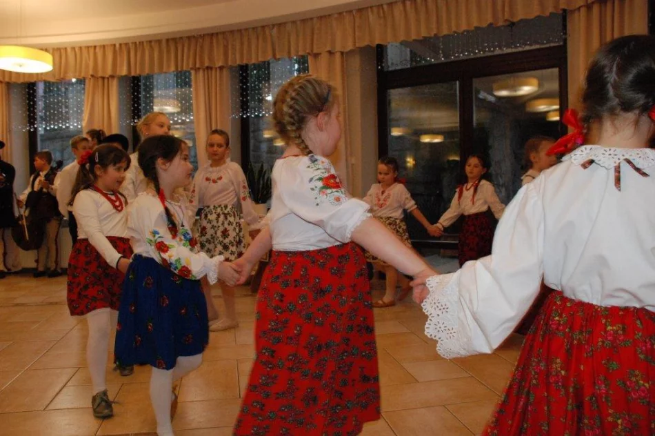 Jak zagórzańscy seniorzy Dzień Kobiet świętowali… - zdjęcie 15