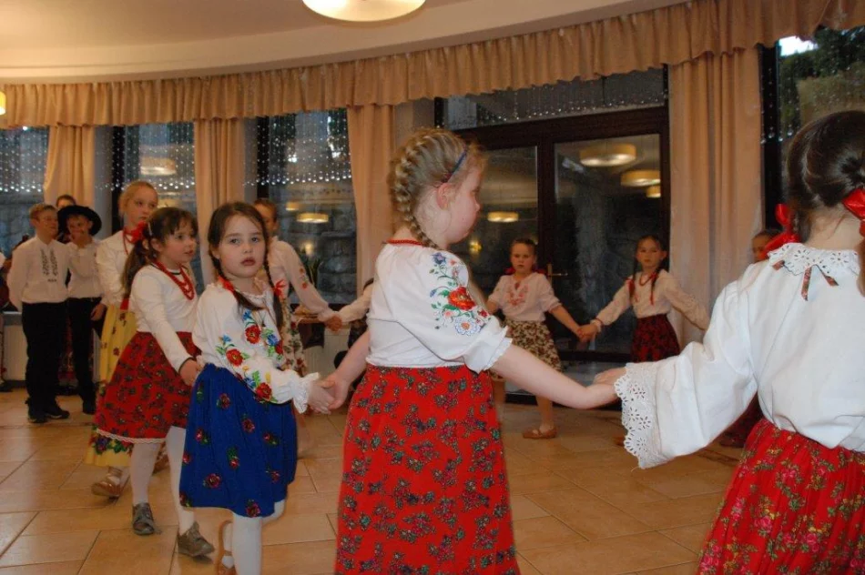 Jak zagórzańscy seniorzy Dzień Kobiet świętowali… - zdjęcie 18