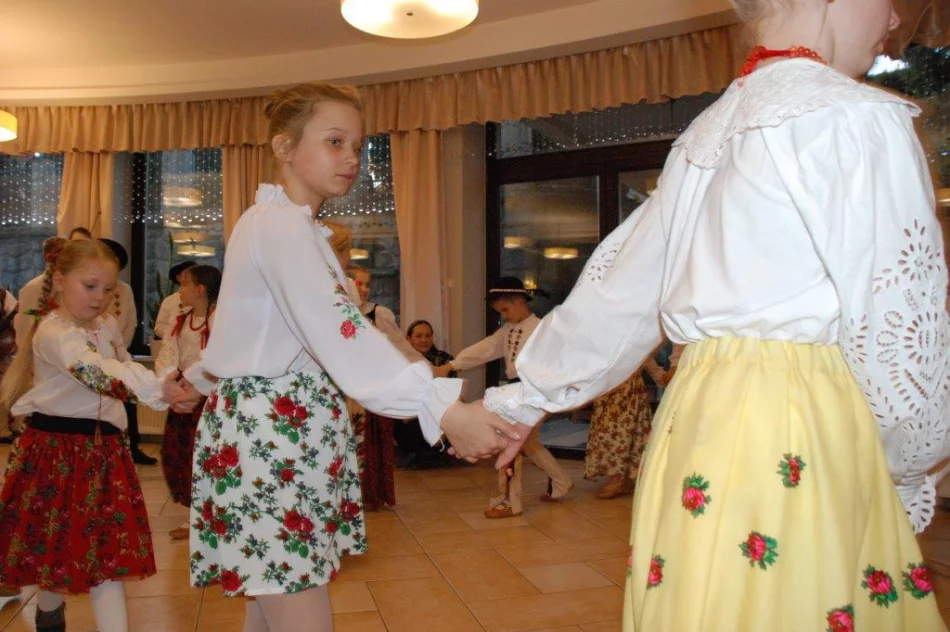 Jak zagórzańscy seniorzy Dzień Kobiet świętowali… - zdjęcie 19