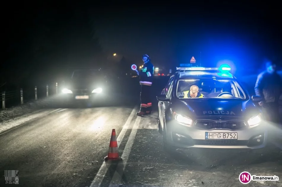 Subaru wypadło z jezdni i uderzyło w betonowy przepust (wideo) - zdjęcie 3