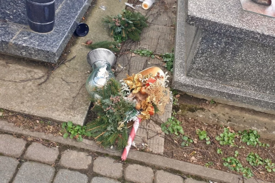 Spustoszenia także na cmentarzach - zdjęcie 13