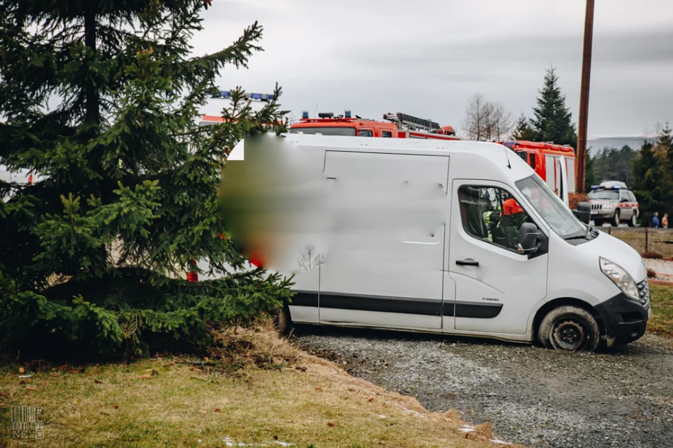 Zderzenie dwóch pojazdów na DK 28 - zdjęcie 5