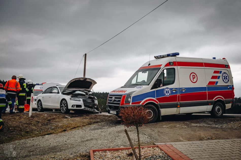 Zderzenie dwóch pojazdów na DK 28 - zdjęcie 9