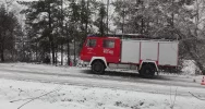 Zderzenie samochodu osobowego z busem - zdjęcie 2
