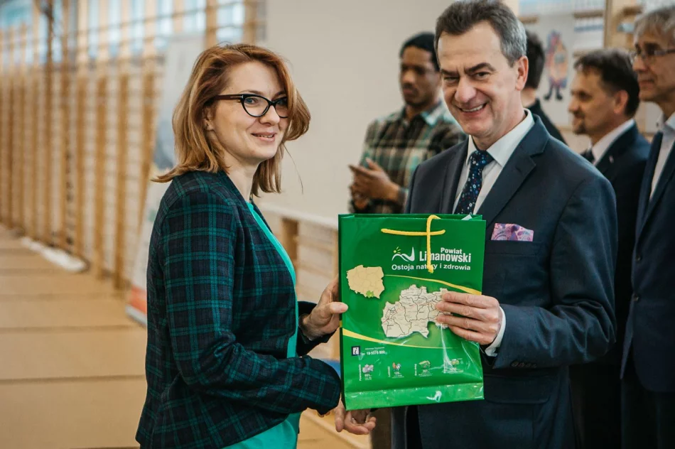 Rozstrzygnięto powiatowe konkursy językowe. W zmaganiach wzięło udział 126 uczniów z 45 szkół - zdjęcie 4