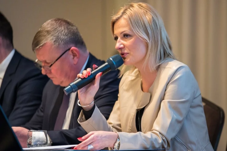 Obradowali małopolscy wójtowie, burmistrzowie i prezydenci - zdjęcie 2